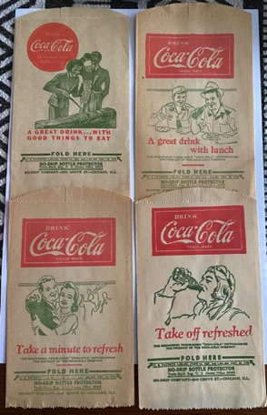9003-1 € 10,00 coca cola papieren zakjes set van 4 verschillende.jpeg